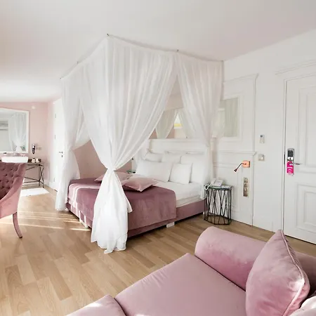 Hotel Nun