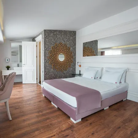 Nun Hotel 4*